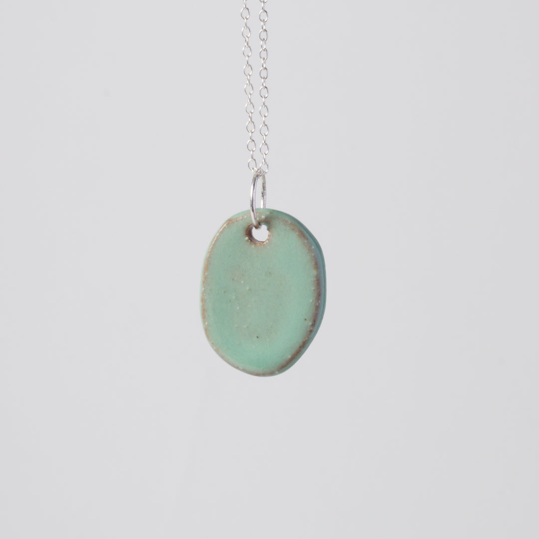 "Holly" | Oval Necklace