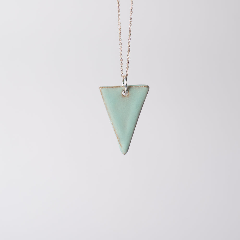 "Yareli" | Triangle Necklace