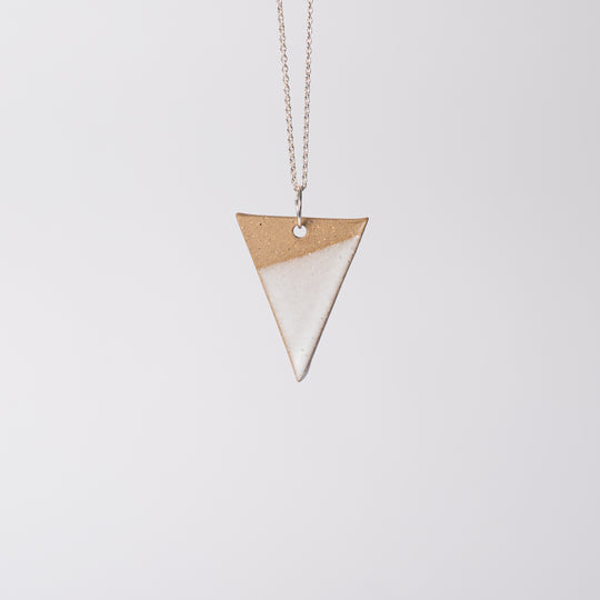 "Yareli" | Triangle Necklace