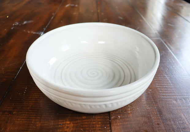 Medium Size Serving Bowl - Folk White
